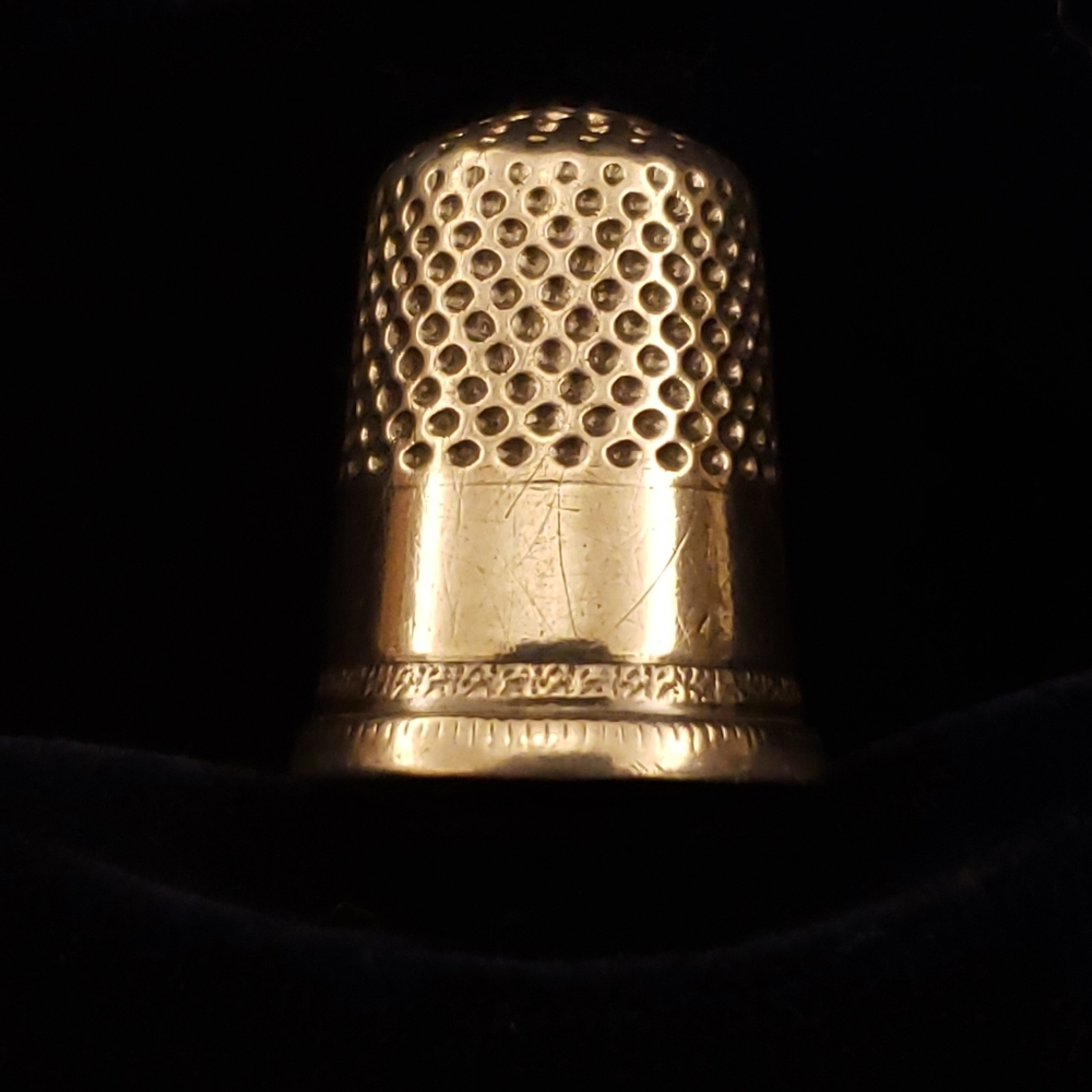 Silver thimble